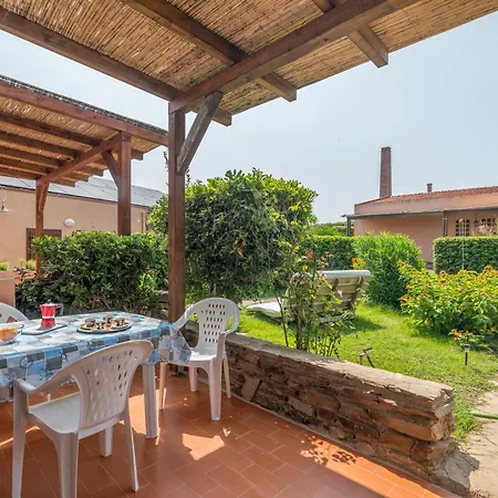 Daire Dimora Ibiscus & Oleandro Apartments *