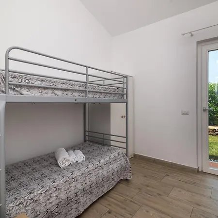Dimora Ibiscus & Oleandro Apartments Stintino