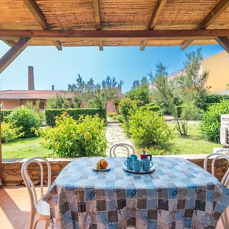 Apartment Le Dimora Ibiscus 50mt From - Happy