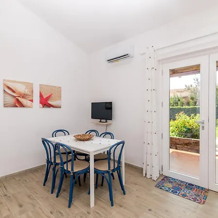 Le Dimora Ibiscus 50mt From - Happy Apartment Stintino